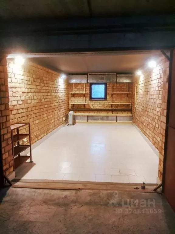 Гараж в Московская область, Красногорск Вокзальная ул., 27б (23 м) - Фото 1