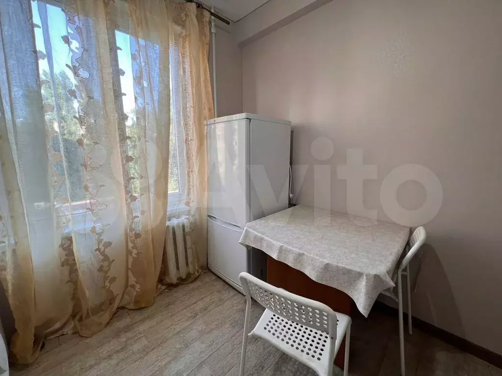 1-к. квартира, 42 м, 4/9 эт. - Фото 1