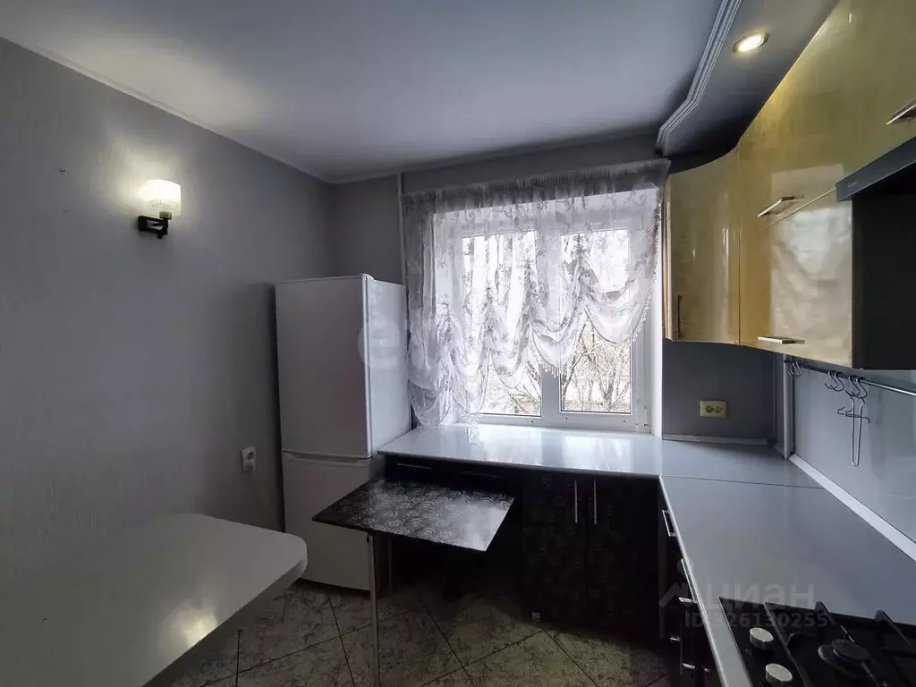 3-к кв. Краснодарский край, Ейск Первомайская ул. (58.7 м) - Фото 1