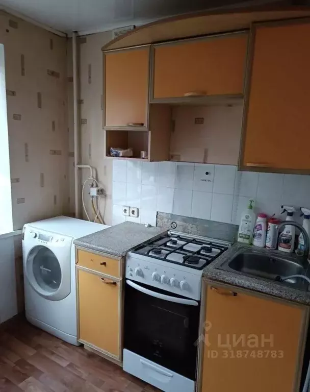 3-к кв. Волгоградская область, Волгоград ул. Генерала Штеменко, 32 ... - Фото 0