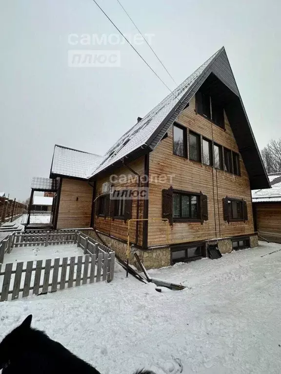 Дом в Башкортостан, Октябрьский Уфимская ул., 2 (240 м) - Фото 1