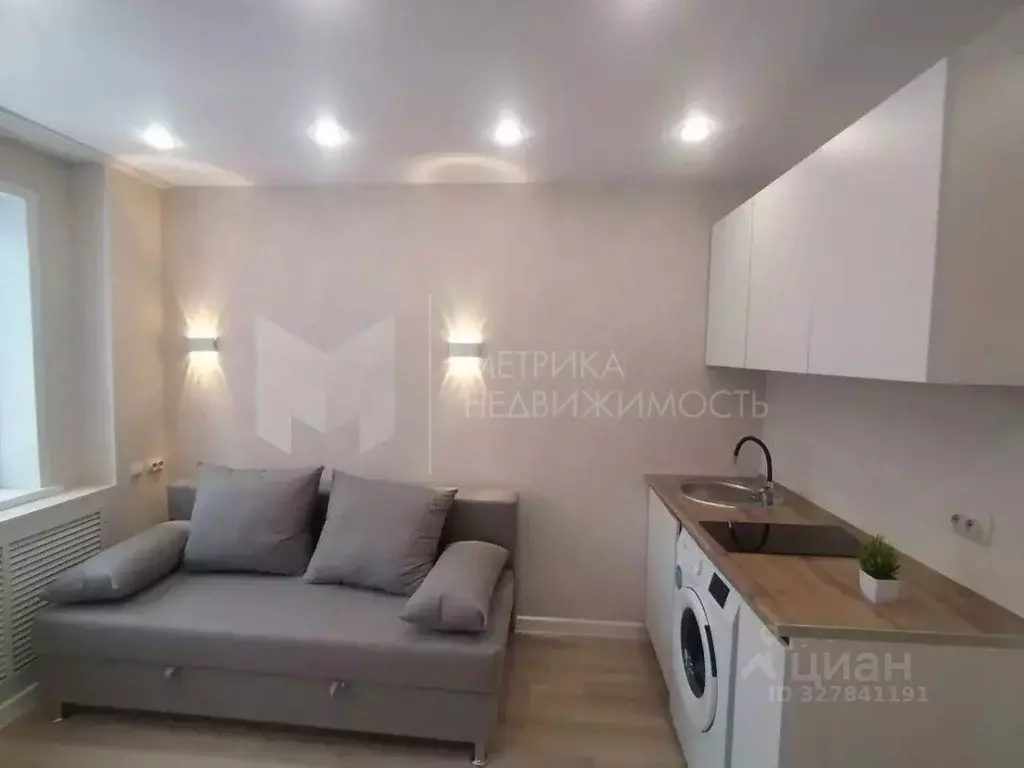 1-к кв. Тюменская область, Тюмень ул. Мельникайте, 113 (28.3 м) - Фото 1