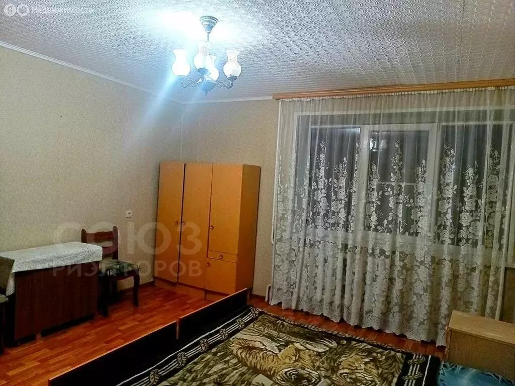 4-комнатная квартира: Волгоград, улица Милиционера Буханцева, 66 (73.8 ... - Фото 1