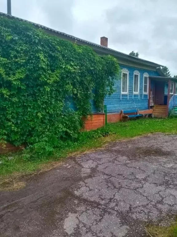 Дом в Вологодская область, Кирилловский муниципальный округ, с. ... - Фото 1