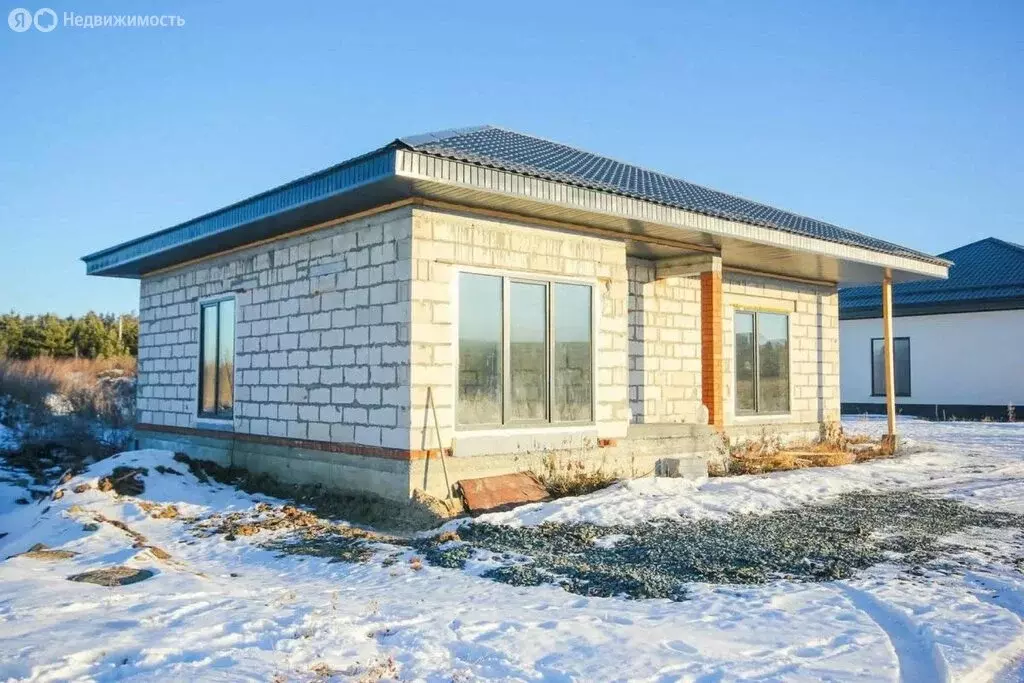 Дом в Пензенский район, Воскресеновский сельсовет, КП Озёра (95 м) - Фото 0