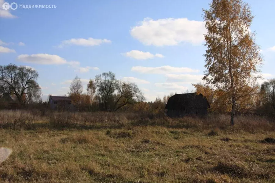 Участок в Тверская область, Кимрский муниципальный округ, деревня ... - Фото 0