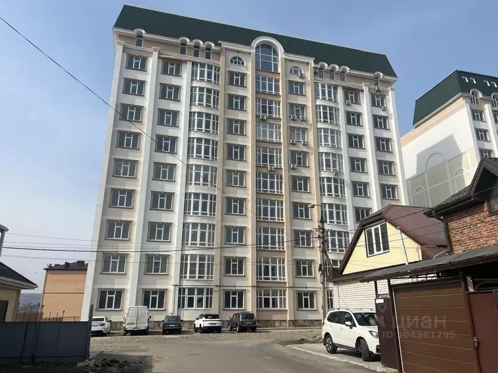 4-к кв. Карачаево-Черкесия, Черкесск ул. Орджоникидзе, 18 (222.0 м) - Фото 0