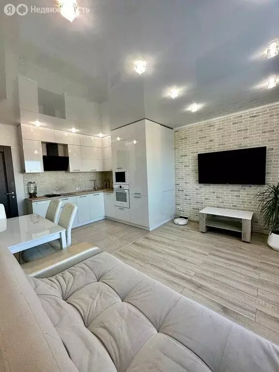 3-комнатная квартира: Тюмень, Кремлёвская улица, 112к4 (78.3 м) - Фото 1