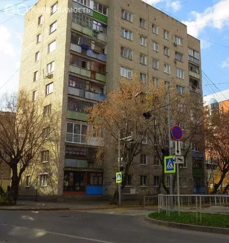 3-комнатная квартира: Тюмень, Ялуторовская улица, 16 (62.4 м) - Фото 1