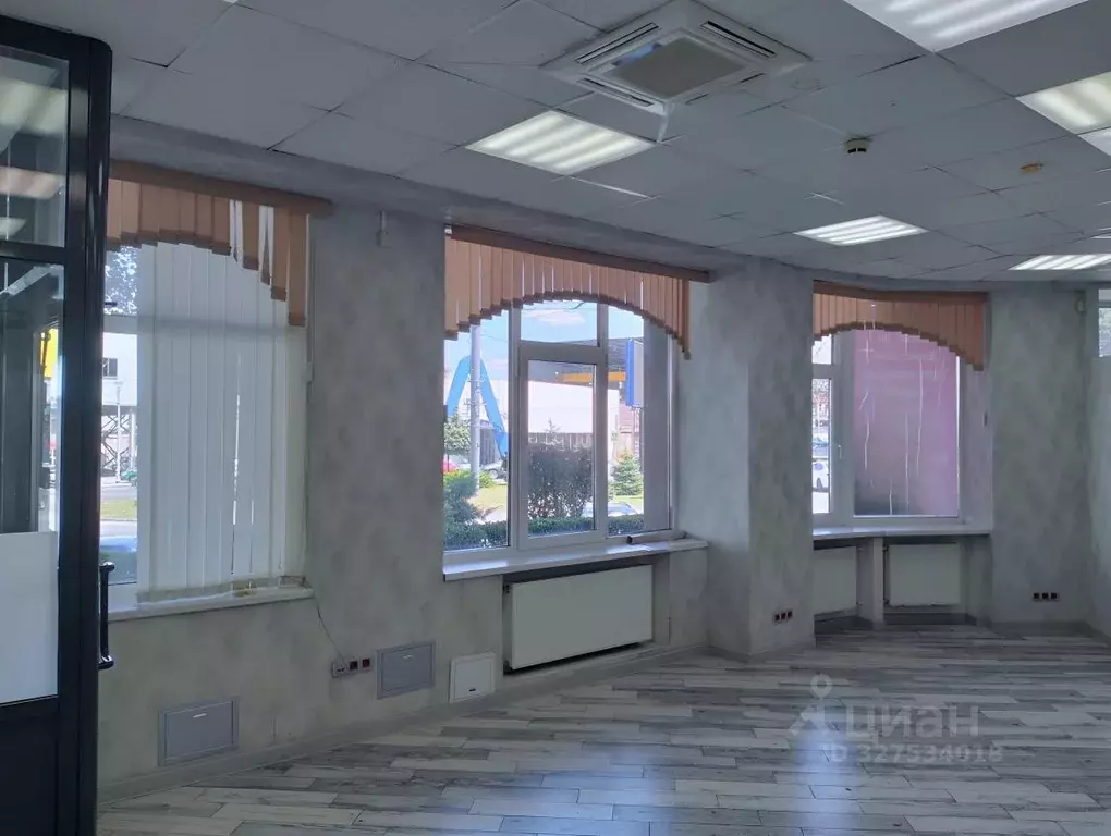 Торговая площадь в Ростовская область, Ростов-на-Дону ул. 50-летия ... - Фото 1