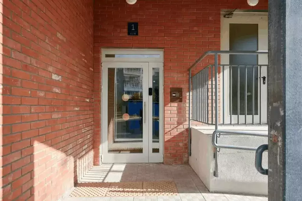 2-к кв. Московская область, Лосино-Петровский ул. Кирова, 4А (54.8 м) - Фото 2