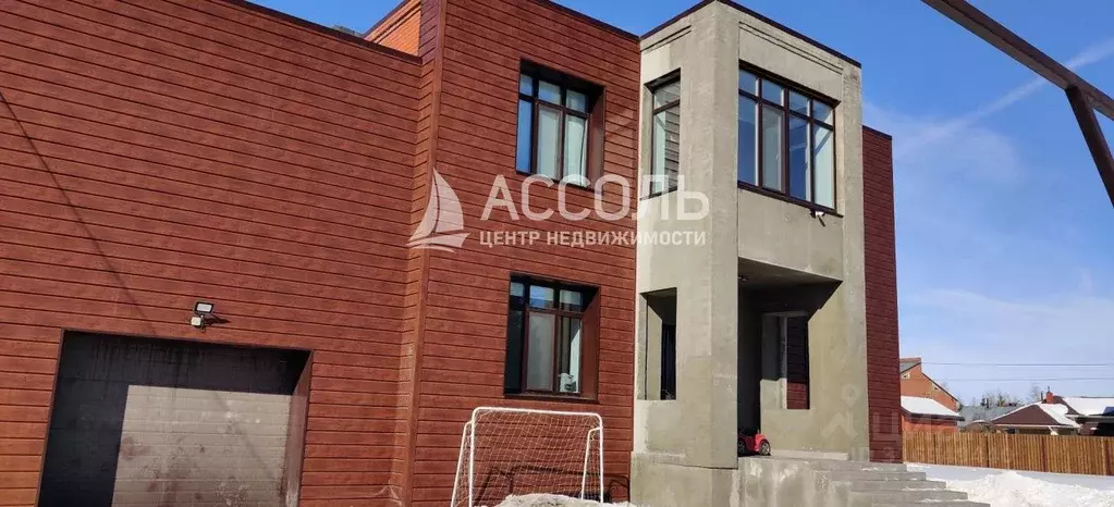 Коттедж в Омская область, Омск ул. 7-я Любинская, 19 (494 м) - Фото 1