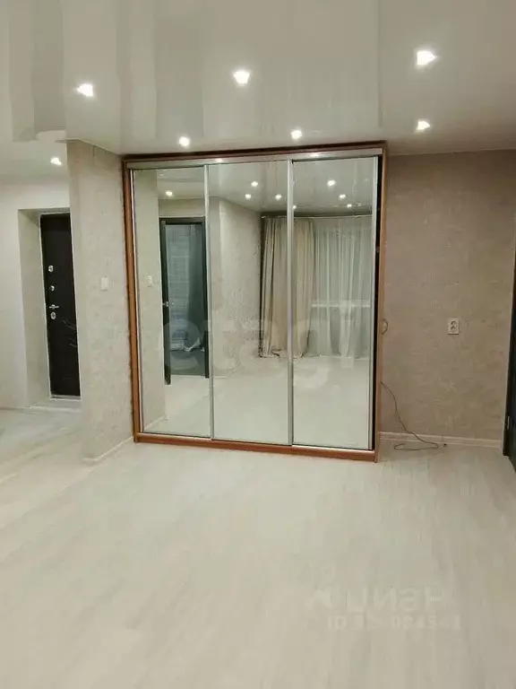 2-к кв. Кировская область, Киров ул. Ленина, 61 (42.8 м) - Фото 2