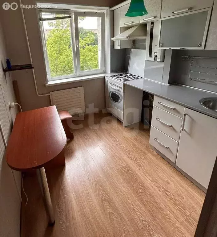 3-комнатная квартира: Стерлитамак, улица Нагуманова, 25Д (62.4 м) - Фото 0