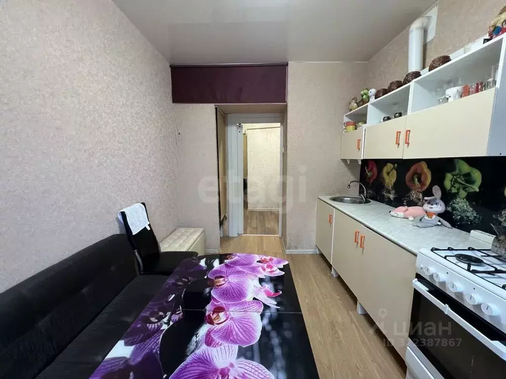 3-к кв. Ямало-Ненецкий АО, Новый Уренгой Надымская ул., 7 (68.0 м) - Фото 1