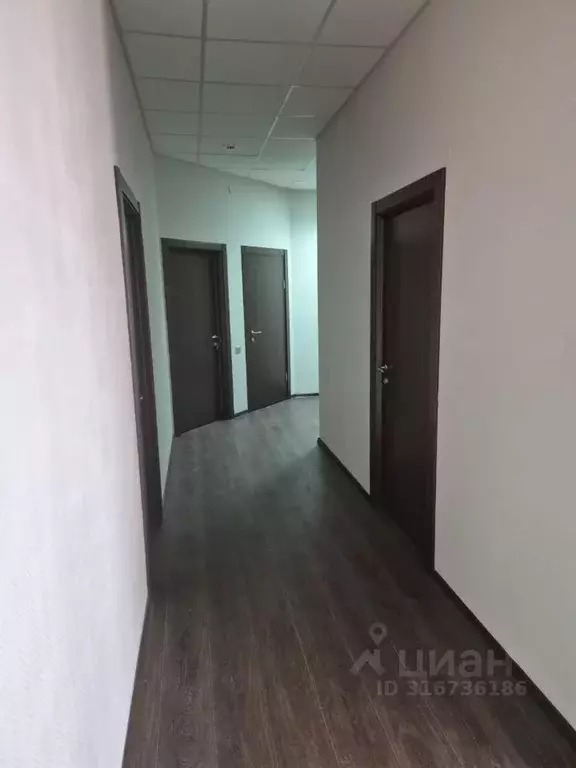 Помещение свободного назначения в Волгоградская область, Волгоград ул. ... - Фото 1
