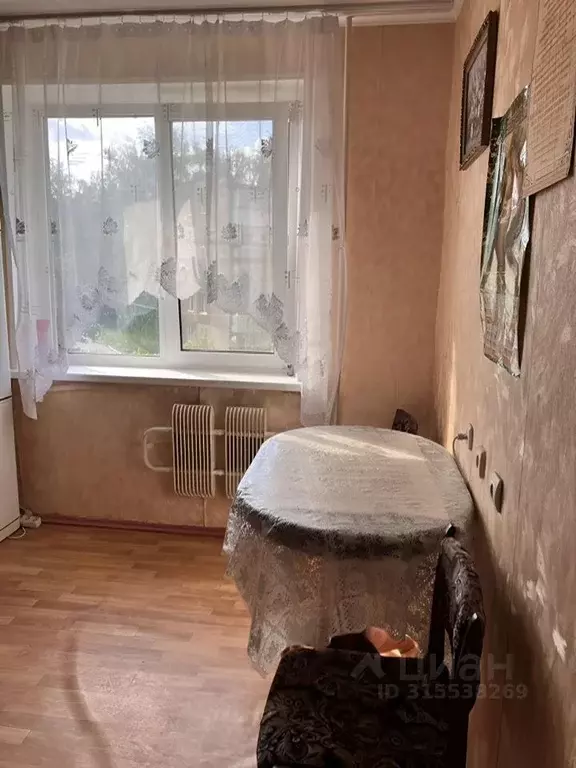2-к кв. Орловская область, Орел Рощинская ул., 11А (55.0 м) - Фото 0