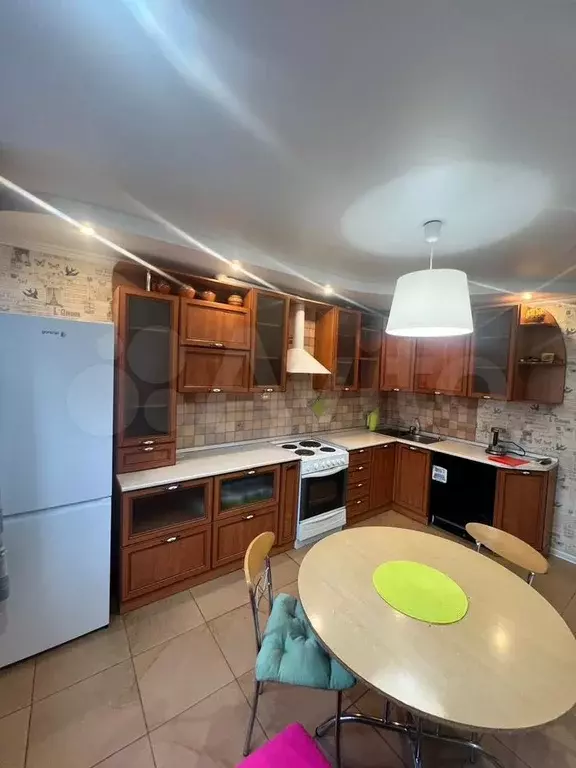 2-к. квартира, 68 м, 4/10 эт. - Фото 1