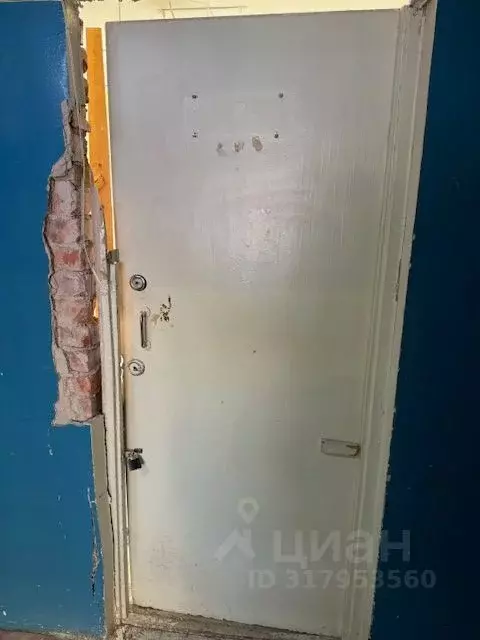 Помещение свободного назначения в Мурманская область, Апатиты ул. ... - Фото 0