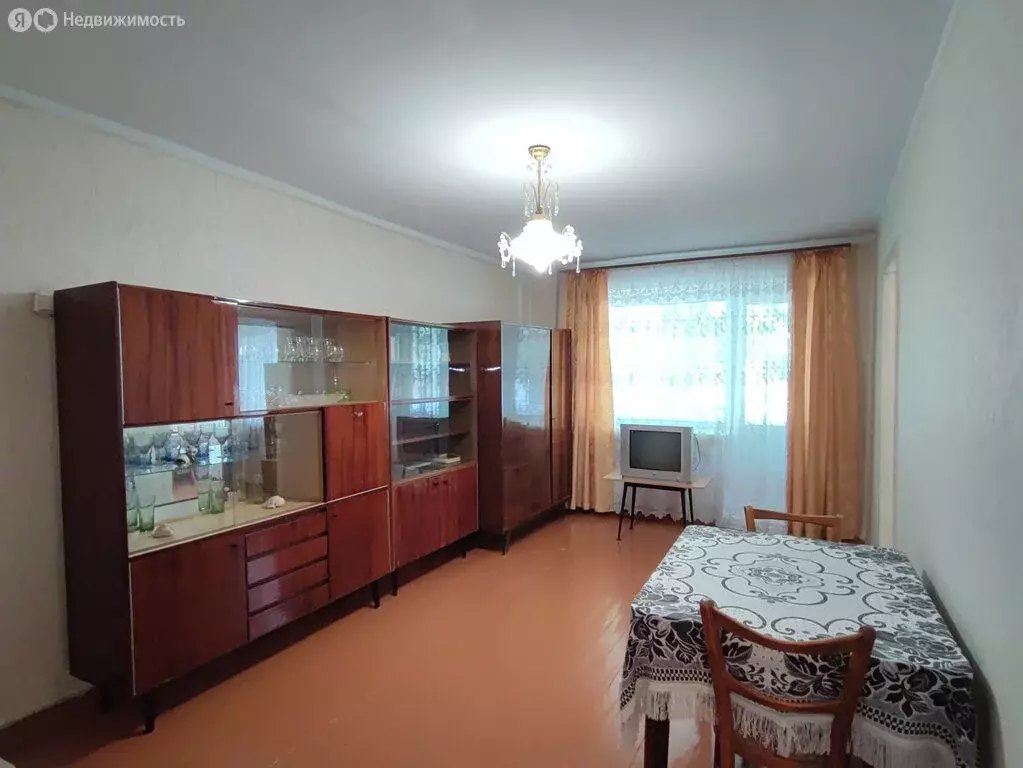 2-комнатная квартира: Саратов, Высокая улица, 19 (46 м) - Фото 0
