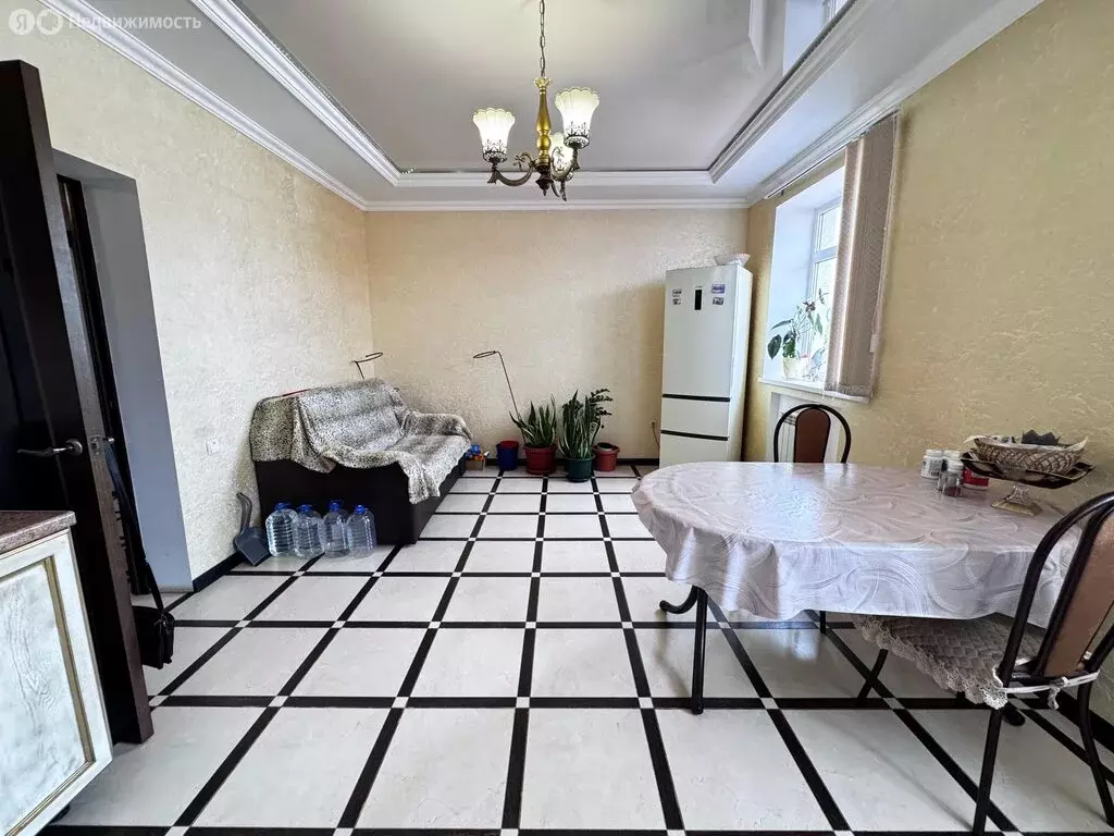 3-комнатная квартира: Кисловодск, Весёлая улица, 4Б (85 м) - Фото 0