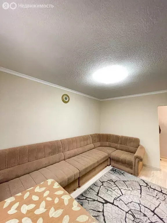 3-комнатная квартира: Киров, улица Некрасова, 8 (60 м) - Фото 1