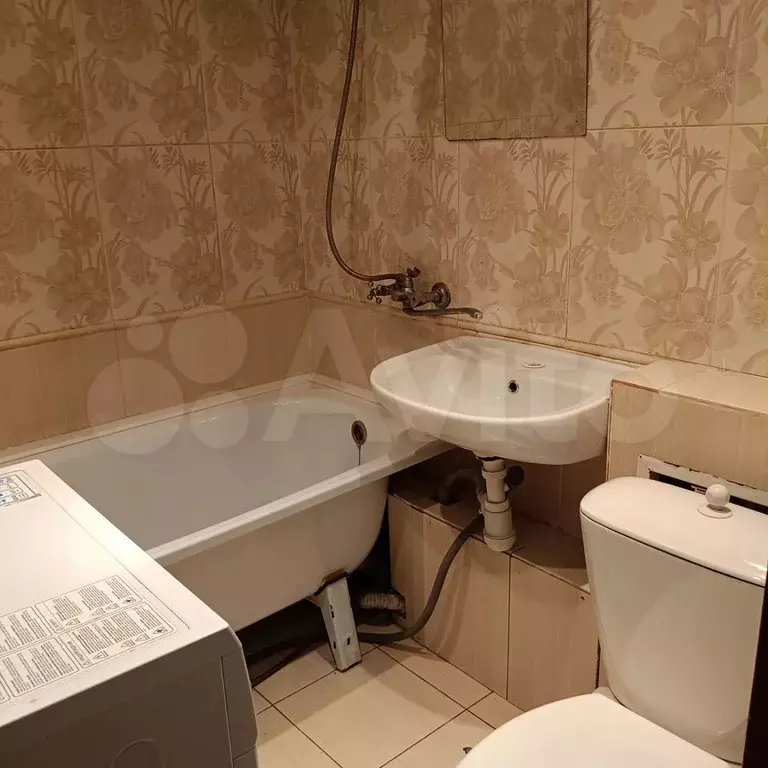 2-к. квартира, 60 м, 5/5 эт. - Фото 0