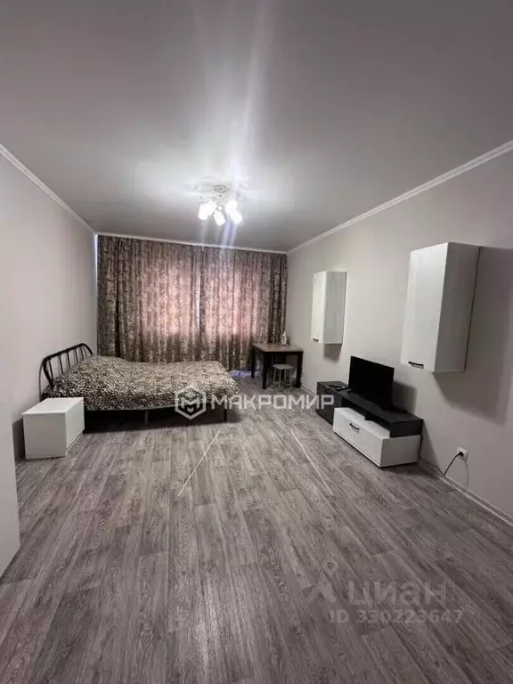 1-к кв. Брянская область, Брянск Советская ул., 95к1 (48.4 м) - Фото 1