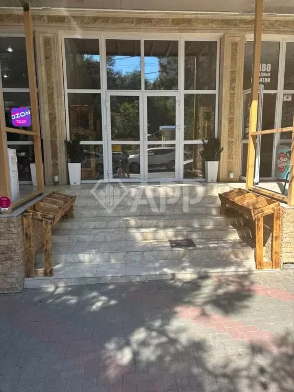 Помещение свободного назначения в Краснодарский край, Геленджик ул. ... - Фото 1
