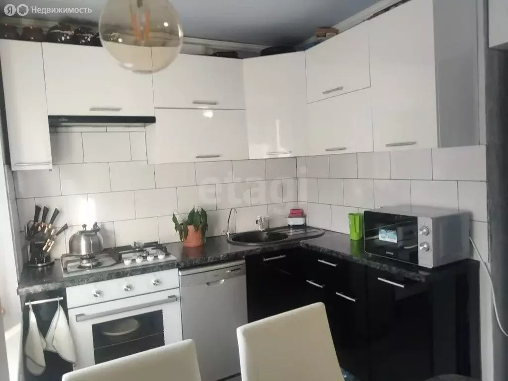 3-комнатная квартира: Бакал, улица Пугачёва, 9 (60.2 м) - Фото 2