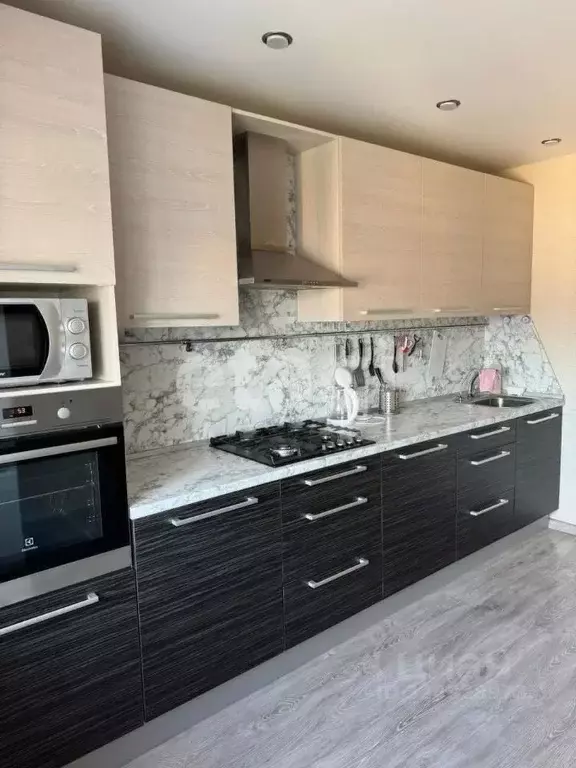 2-к кв. Вологодская область, Череповец Ленинградская ул., 21 (65.2 м) - Фото 2