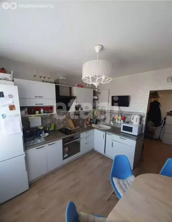 3-комнатная квартира: Ангарск, микрорайон 6А, 29 (69.2 м) - Фото 2