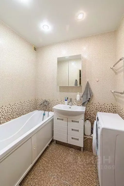 2-к кв. Пензенская область, Пенза ул. Мира, 36 (70.0 м) - Фото 1
