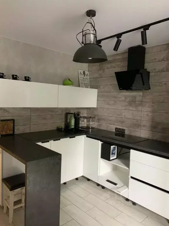 1-к кв. Пензенская область, Пенза Озерная ул., 113 (30.0 м) - Фото 1