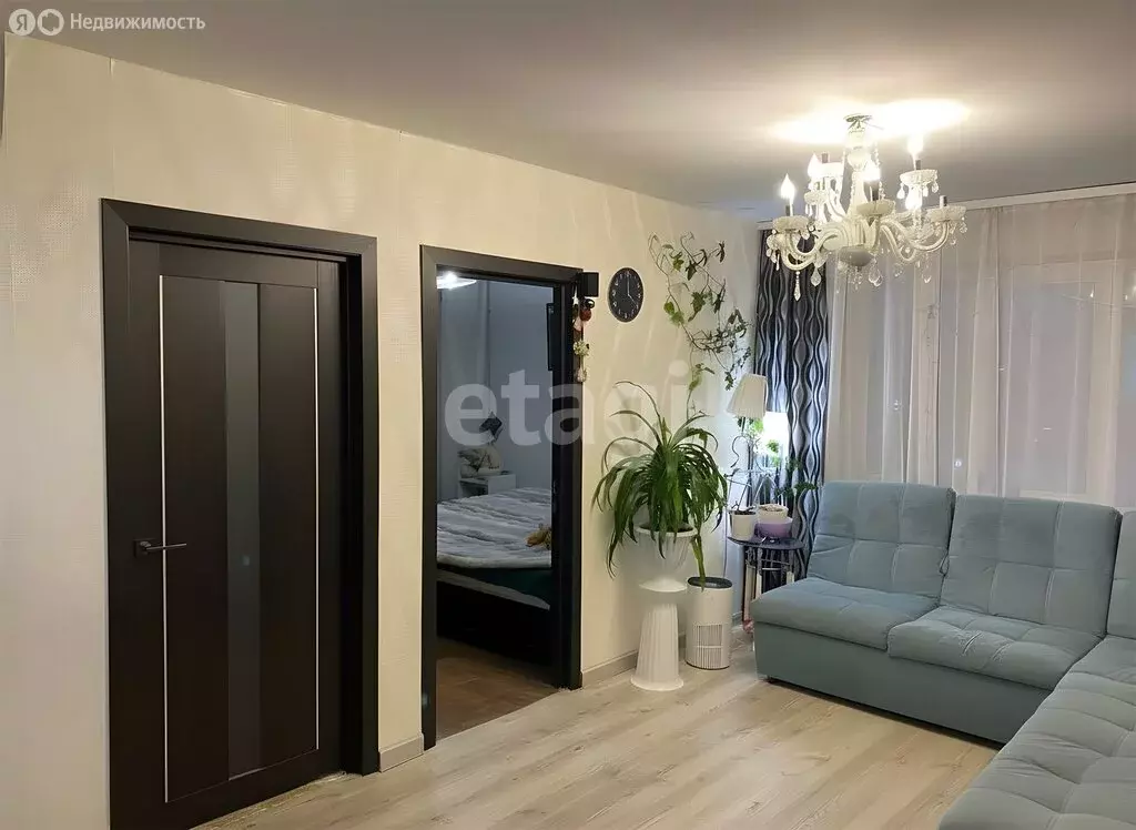 3-комнатная квартира: Дзержинск, проспект Ленинского Комсомола, 32 ... - Фото 2