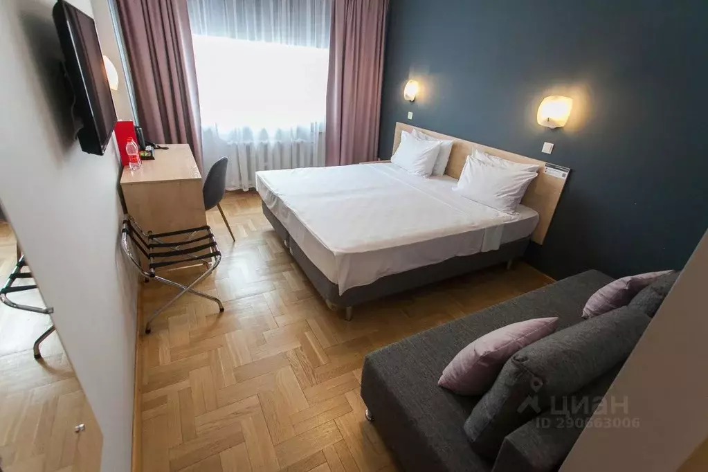 Комната Новосибирская область, Новосибирск ул. Ленина, 21 (18.0 м) - Фото 1