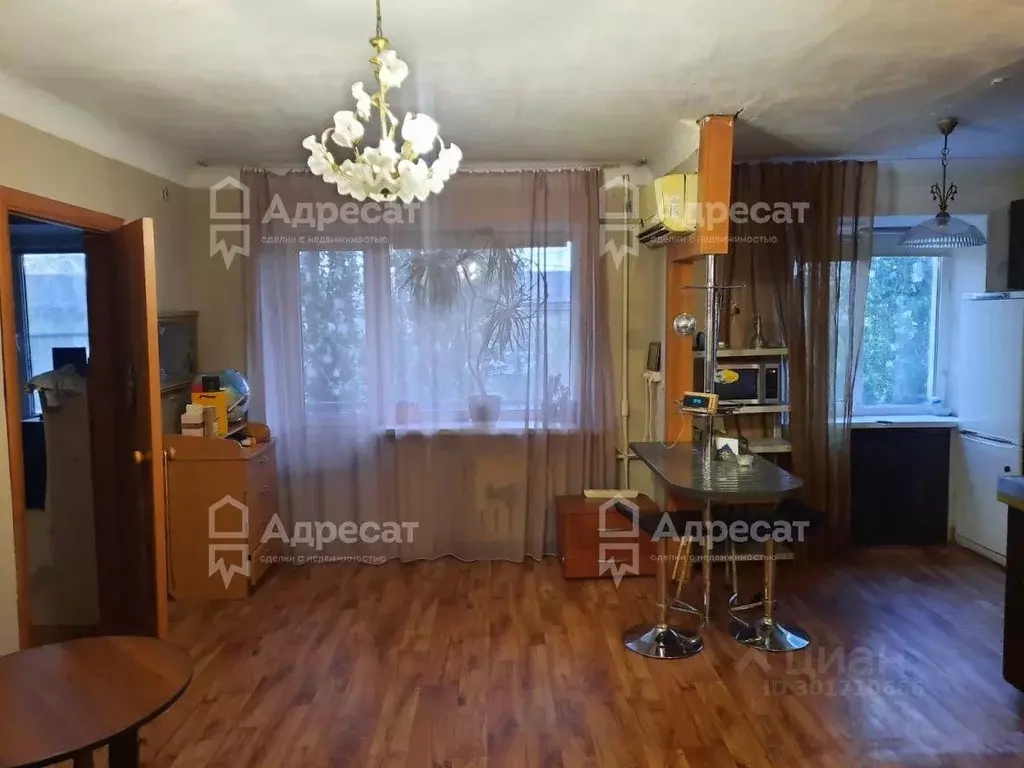 2-к кв. Волгоградская область, Волгоград ул. Кузнецова, 15 (41.8 м) - Фото 0