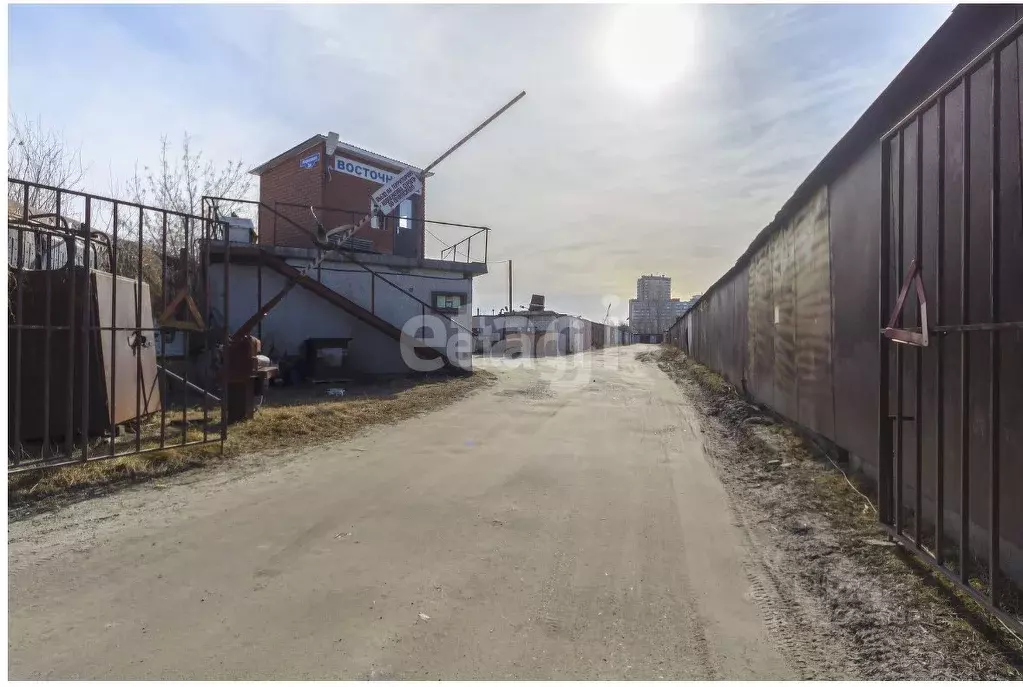 Гараж в Тюменская область, Тюмень Народная ул., 3А/3 (24 м) - Фото 1