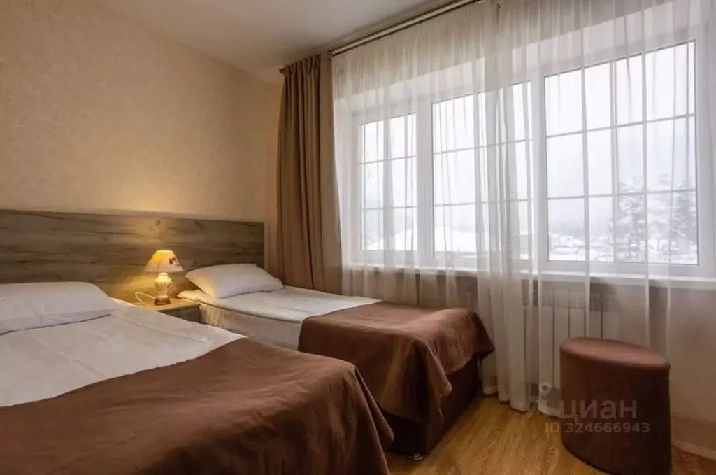 Комната Карачаево-Черкесия, Зеленчукский район, с. Архыз ул. Хубиева, ... - Фото 1