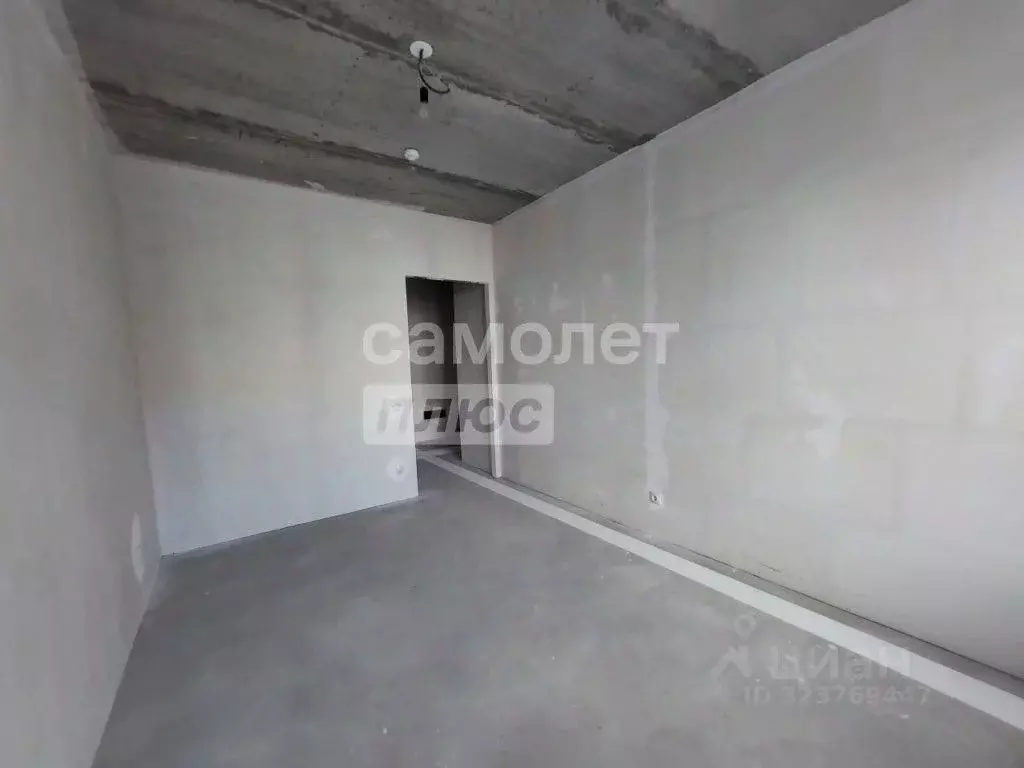 2-к кв. Татарстан, Казань ул. Азата Аббасова, 16 (55.0 м) - Фото 1