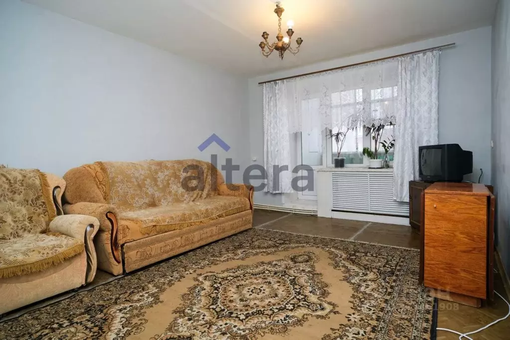 3-к кв. Татарстан, с. Высокая Гора ул. Большая Красная, 224 (60.7 м) - Фото 1