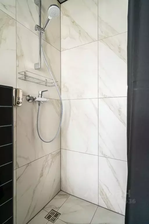 Комната Псковская область, Псков ул. Металлистов, 25 (12.0 м) - Фото 2