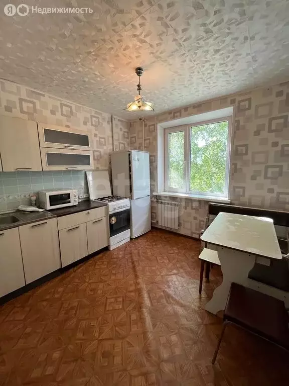3-комнатная квартира: Усинск, Молодёжная улица, 13 (61 м) - Фото 1