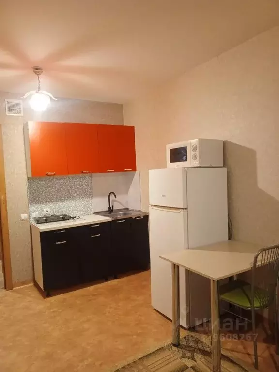 Студия Красноярский край, Красноярск ул. Карамзина, 8 (28.0 м) - Фото 1