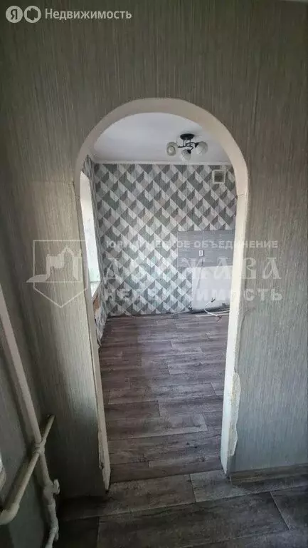 3-комнатная квартира: Междуреченск, Весенняя улица, 22 (55.8 м) - Фото 1