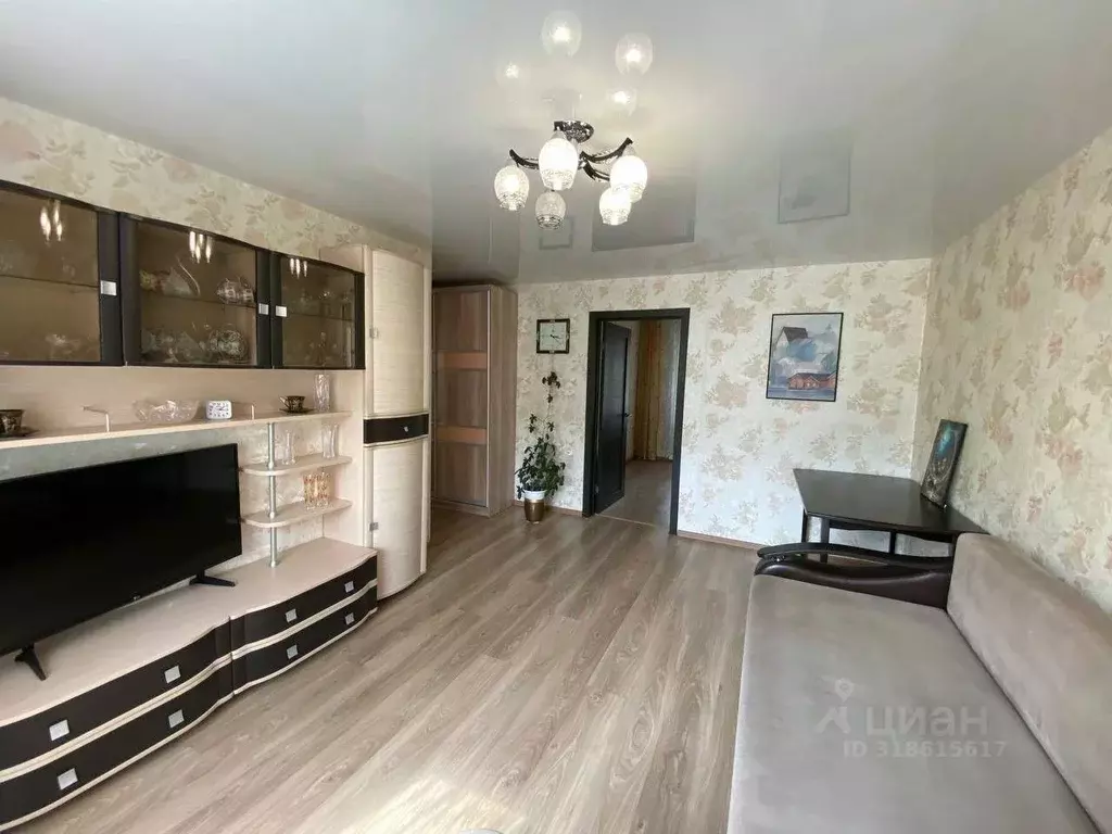 3-к кв. Удмуртия, Ижевск Автозаводская ул., 12 (53.3 м) - Фото 0