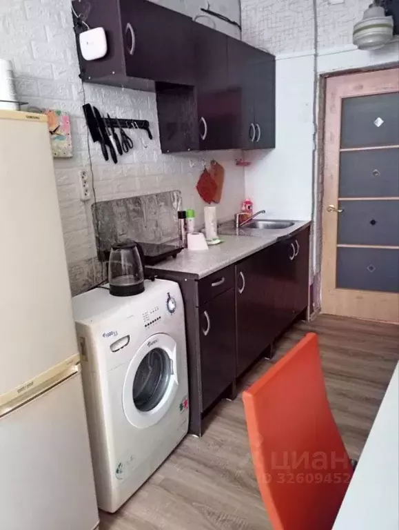 Комната Новосибирская область, Новосибирск ул. Блюхера, 24 (12.3 м) - Фото 2