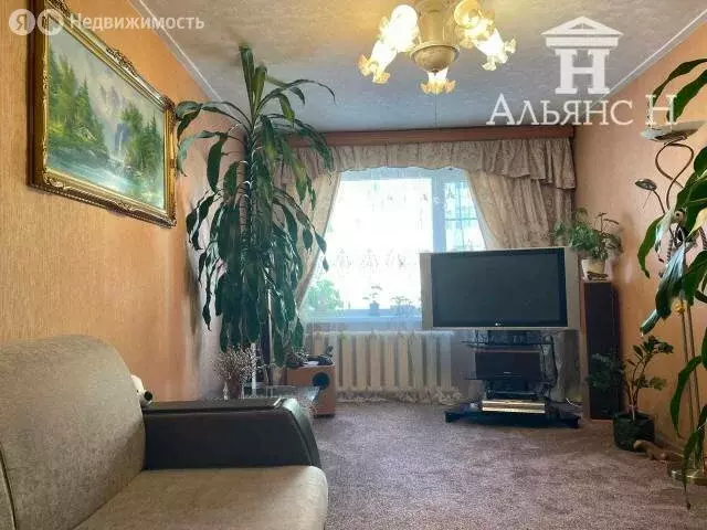 3-комнатная квартира: Петропавловск-Камчатский, улица Ларина, 18 (60.8 ... - Фото 2