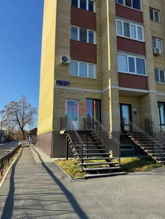 Торговая площадь в Тюменская область, Тюмень ул. Куйбышева, 25 (56 м) - Фото 1