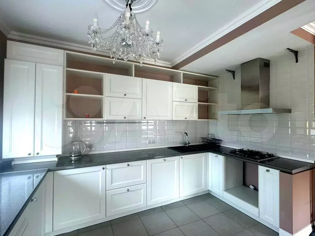 3-к. квартира, 127 м, 5/10 эт. - Фото 1